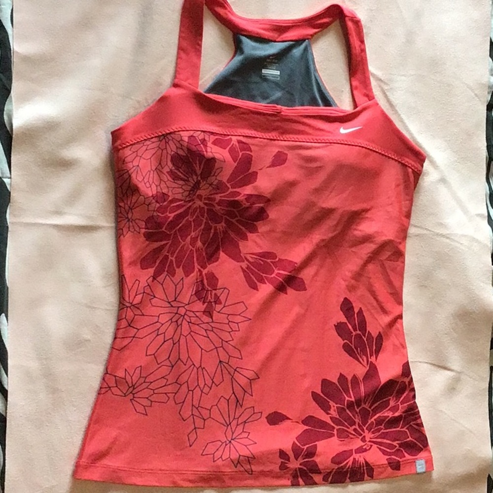 Nike floral workout tank size L